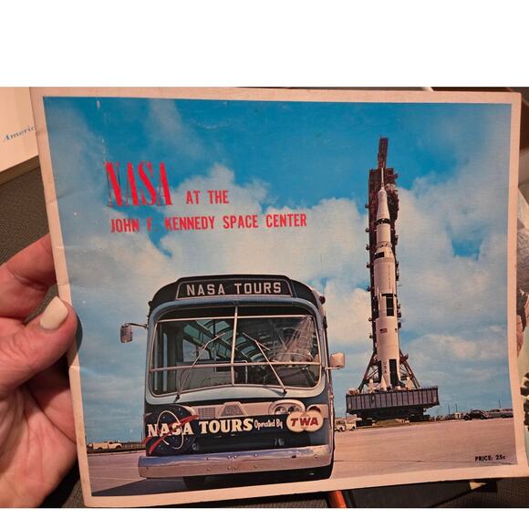 Lot 4 Vintage Nasa Astronaut Books Above and Beyond We Came In Peace - Picture 3 of 11